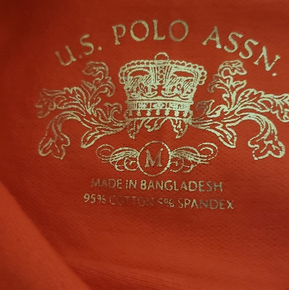 US Polo Assn Ladies Top Size Medium Orange And Purple Gently Used Short Sleeves - Picture 7 of 7
